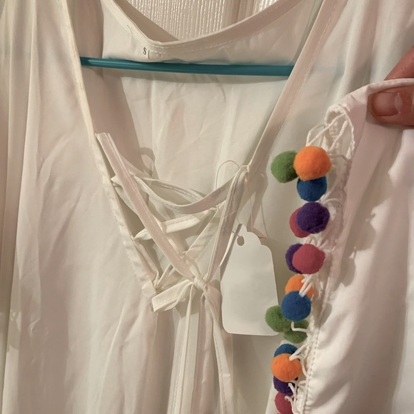 Lady’s swimwear coverup - Picture 2 of 2